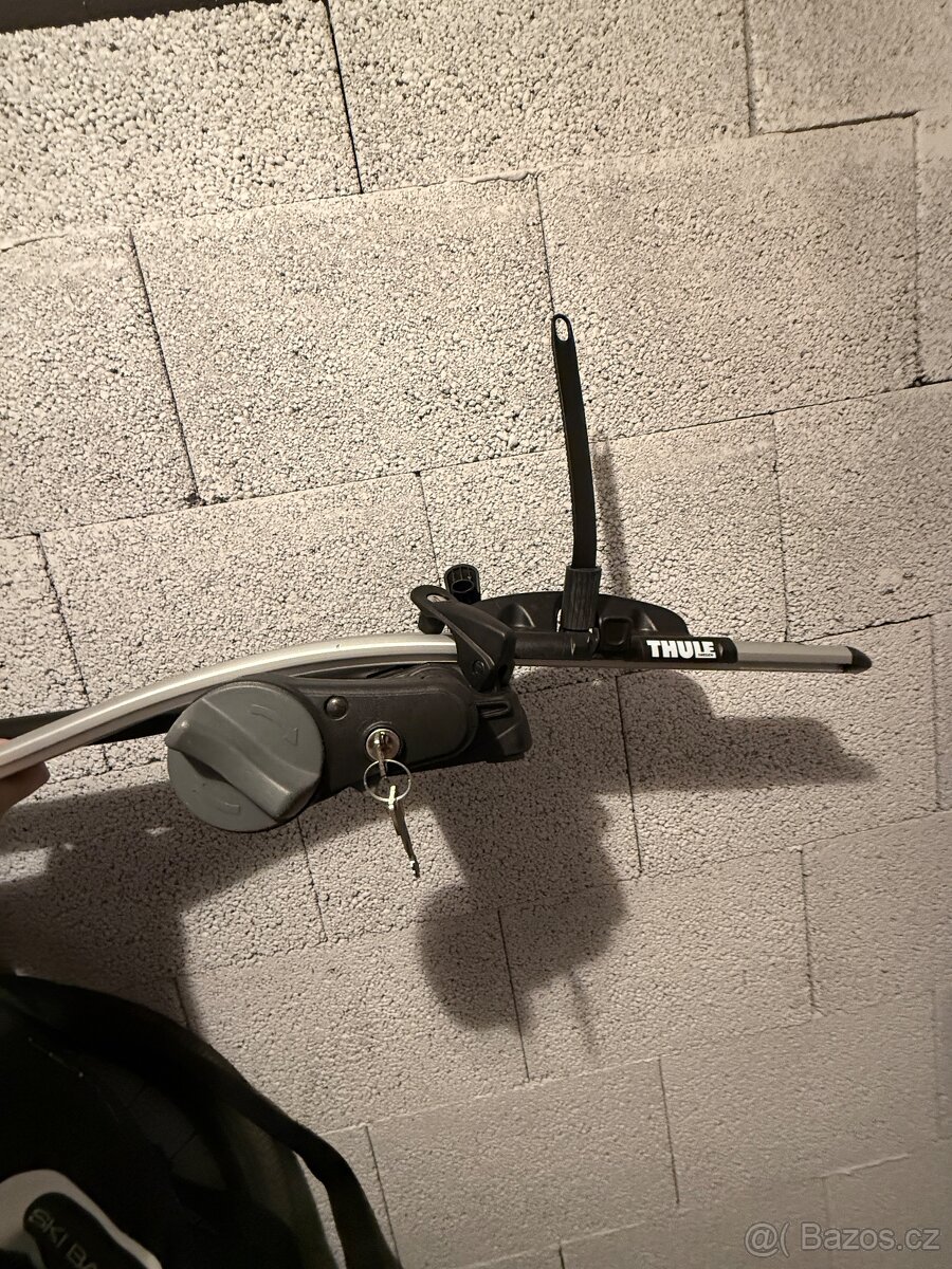 THULE - střešní nosič ProRide černá/hliník - 2