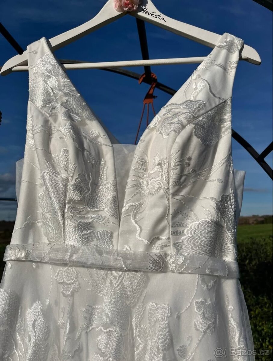 Svatební šaty - 2