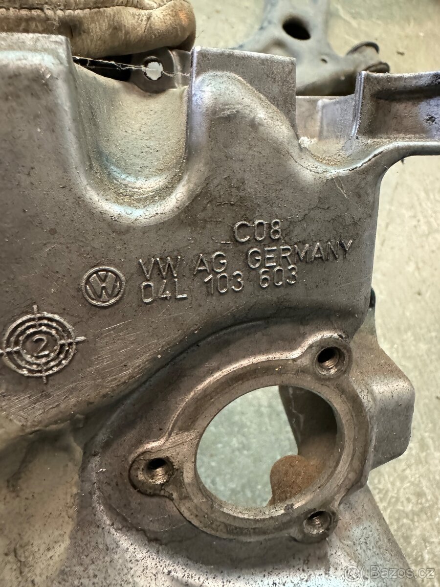 Olejova vana 04L103603 - 2