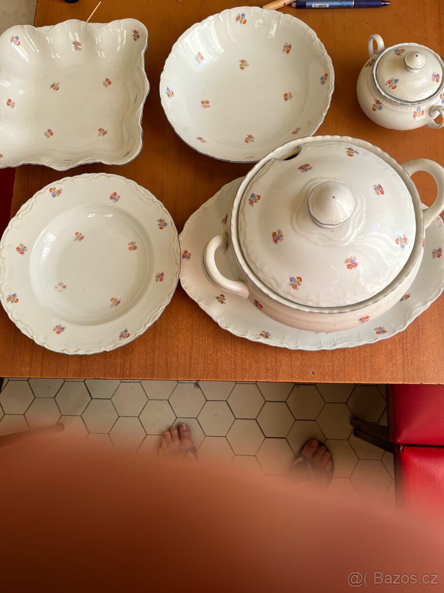 Porcelánový servis - 2