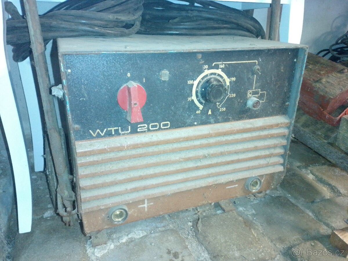 Svářečka wtu 200 - 2