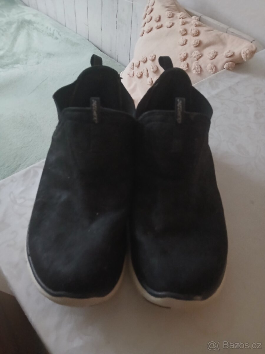 Kotnikova obuv skechers - 2