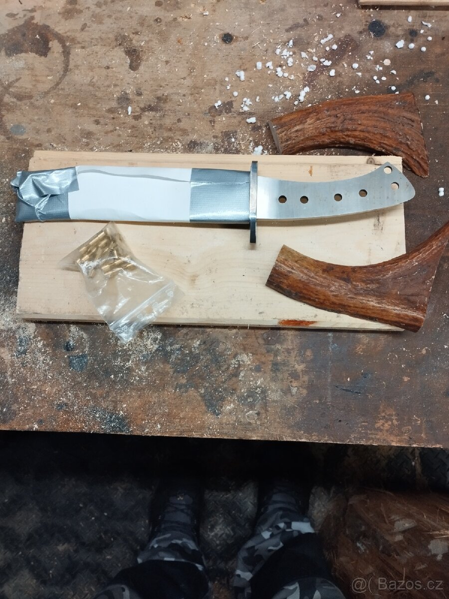 Nůž lovecký - 2