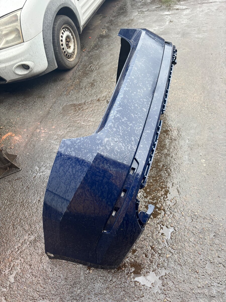 Škoda Superb 3, zadní nárazníky - 2