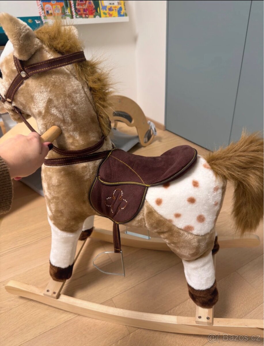 Houpací kůň - 2