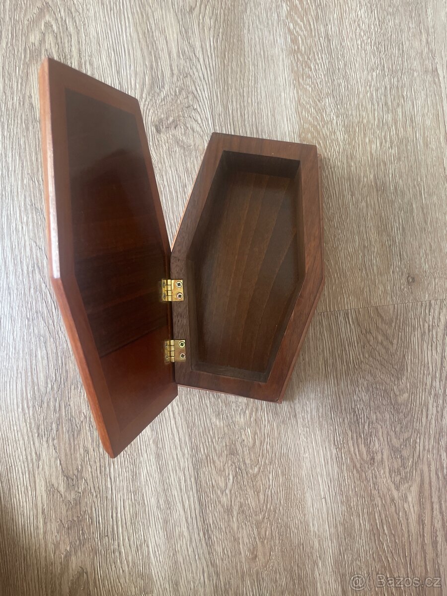 Dřevěná šperkovnice - 2