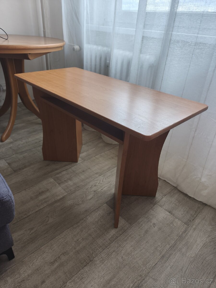 Konferenční stolek - 2