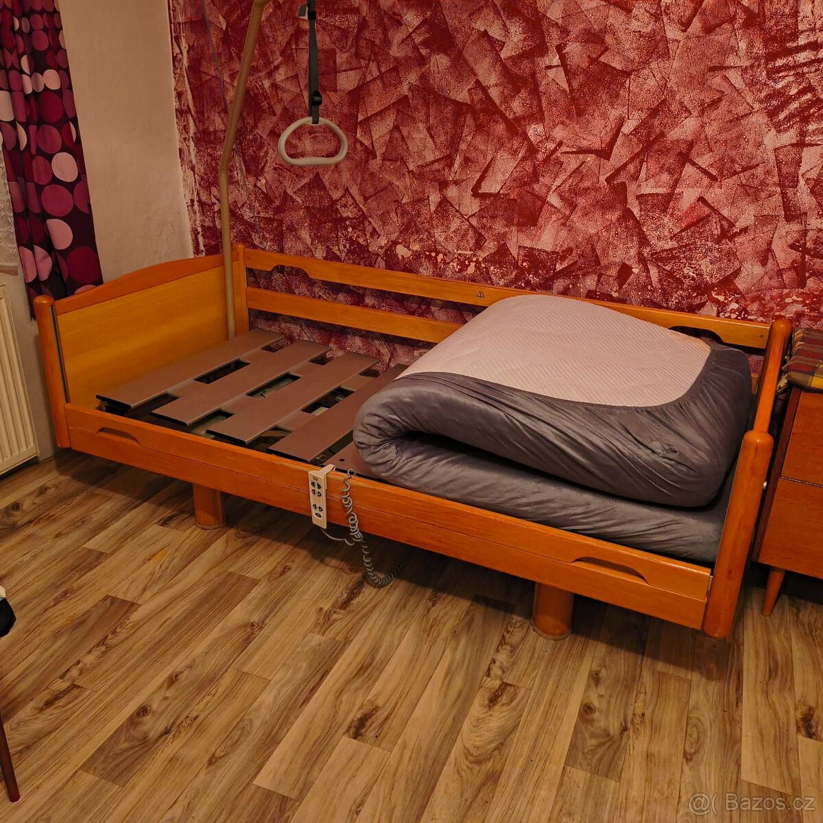 Zdravotní polohovací postel - 2