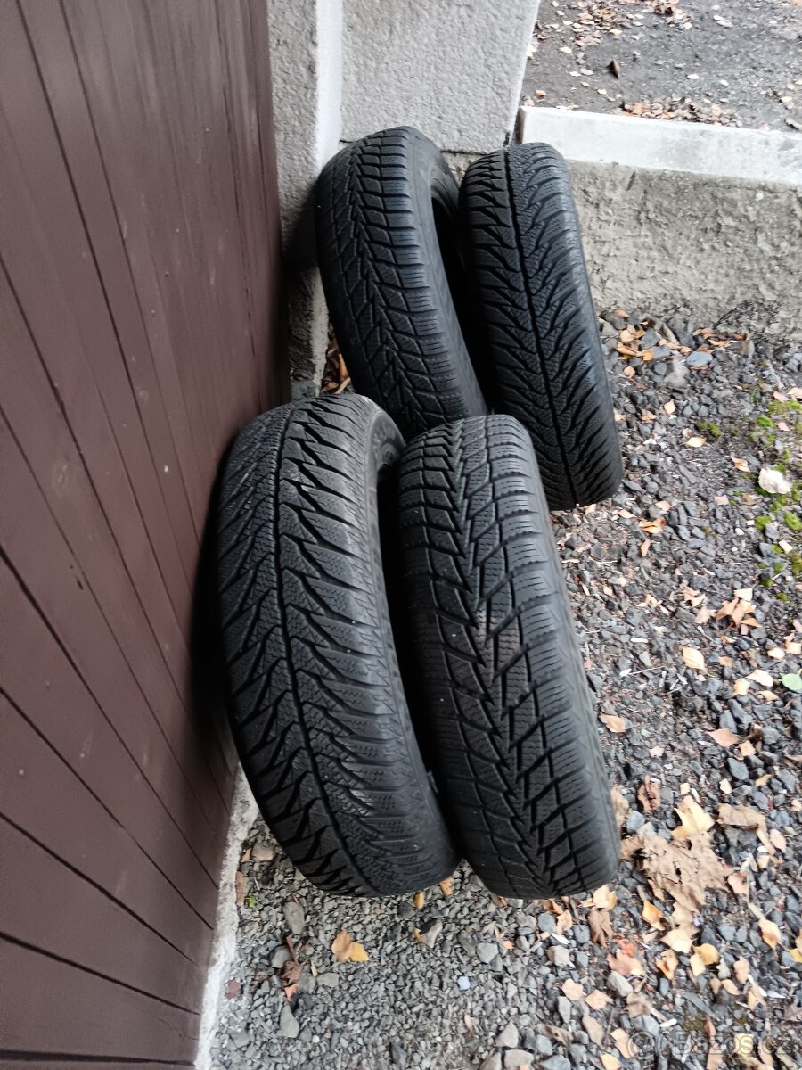 Prodám zimní pneu Matador - 2