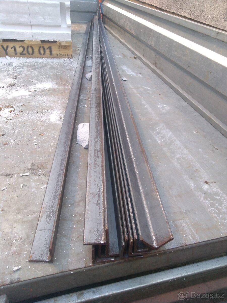 Hutní materiál Úhelníky - 2