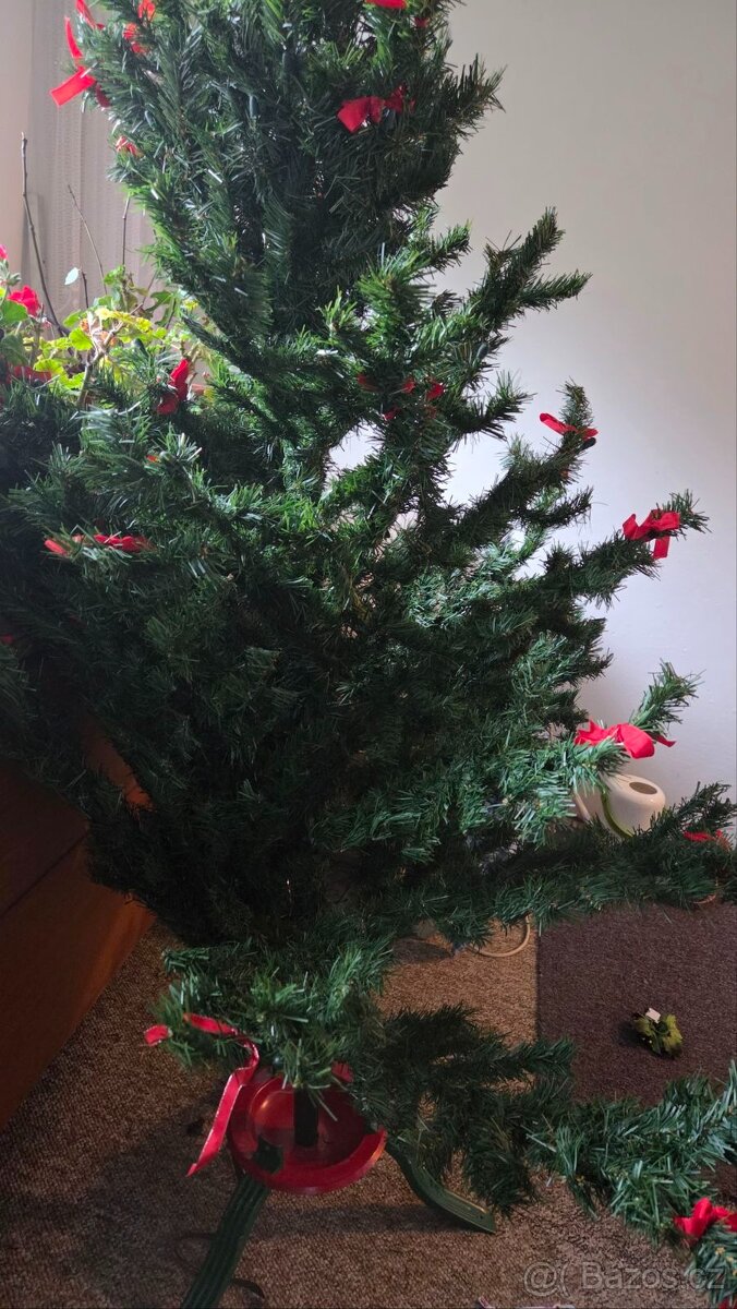 Prodám vánoční umélý stromek - 2