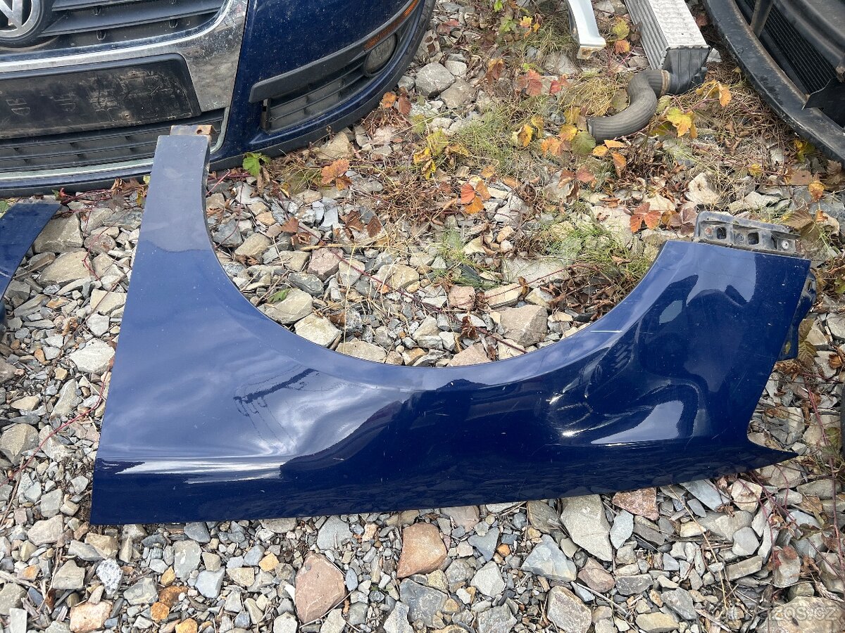 Přední nárazník a blatníky vW Passat B6 - 2