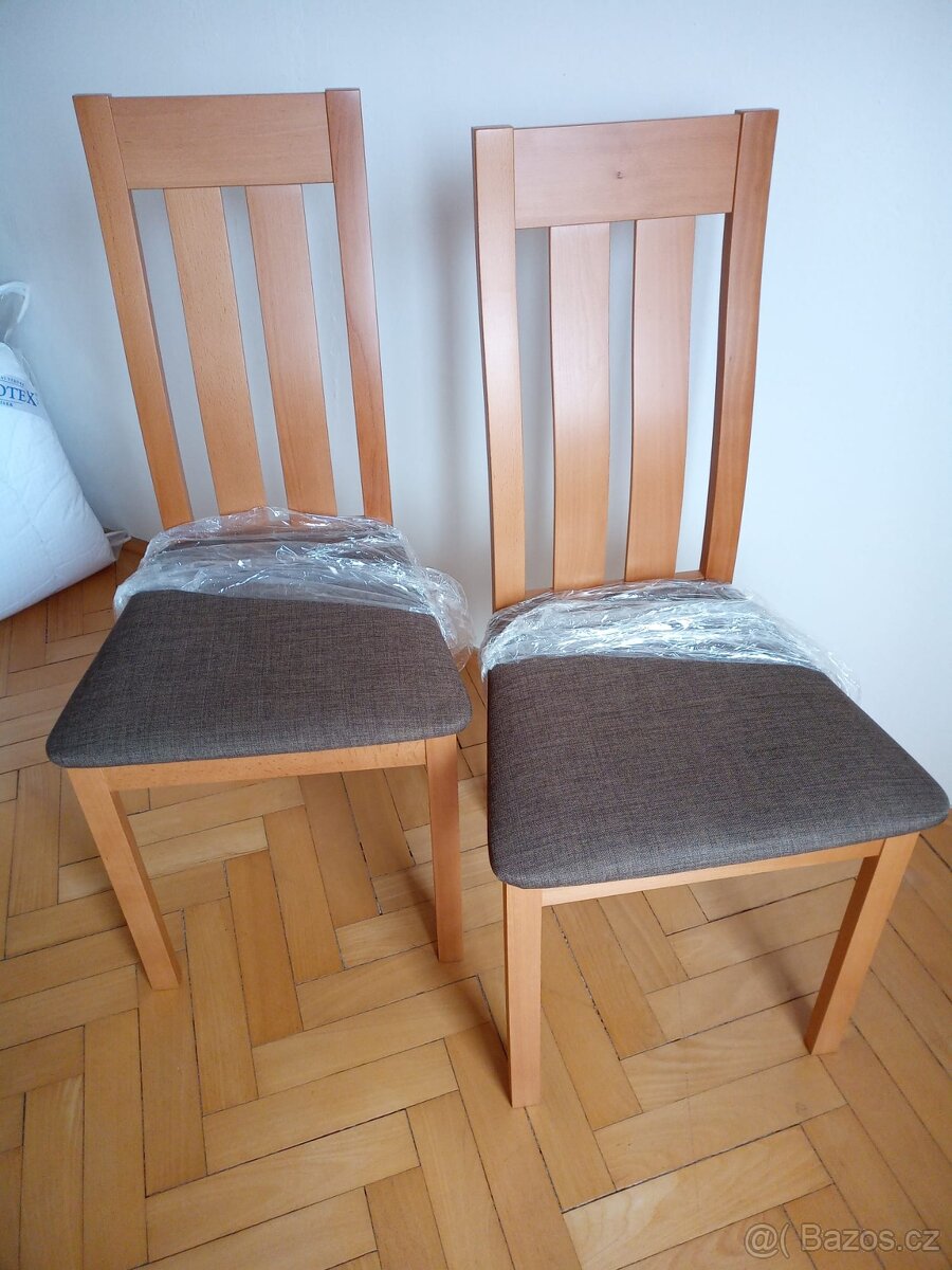 Masivní židle - 2