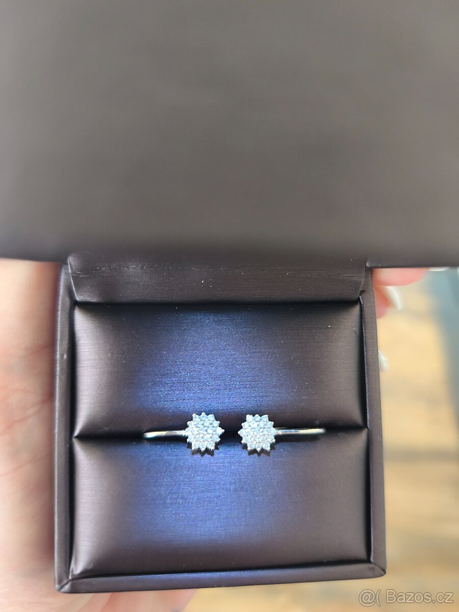 Briliantové náušnice, bílé zlato poř. cena 17.000 - 2