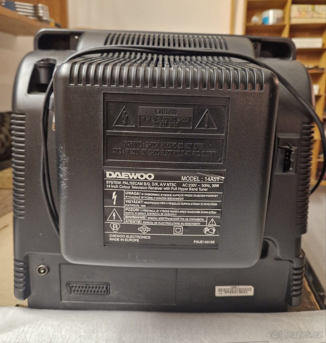CRT TV DAEWOO - 2