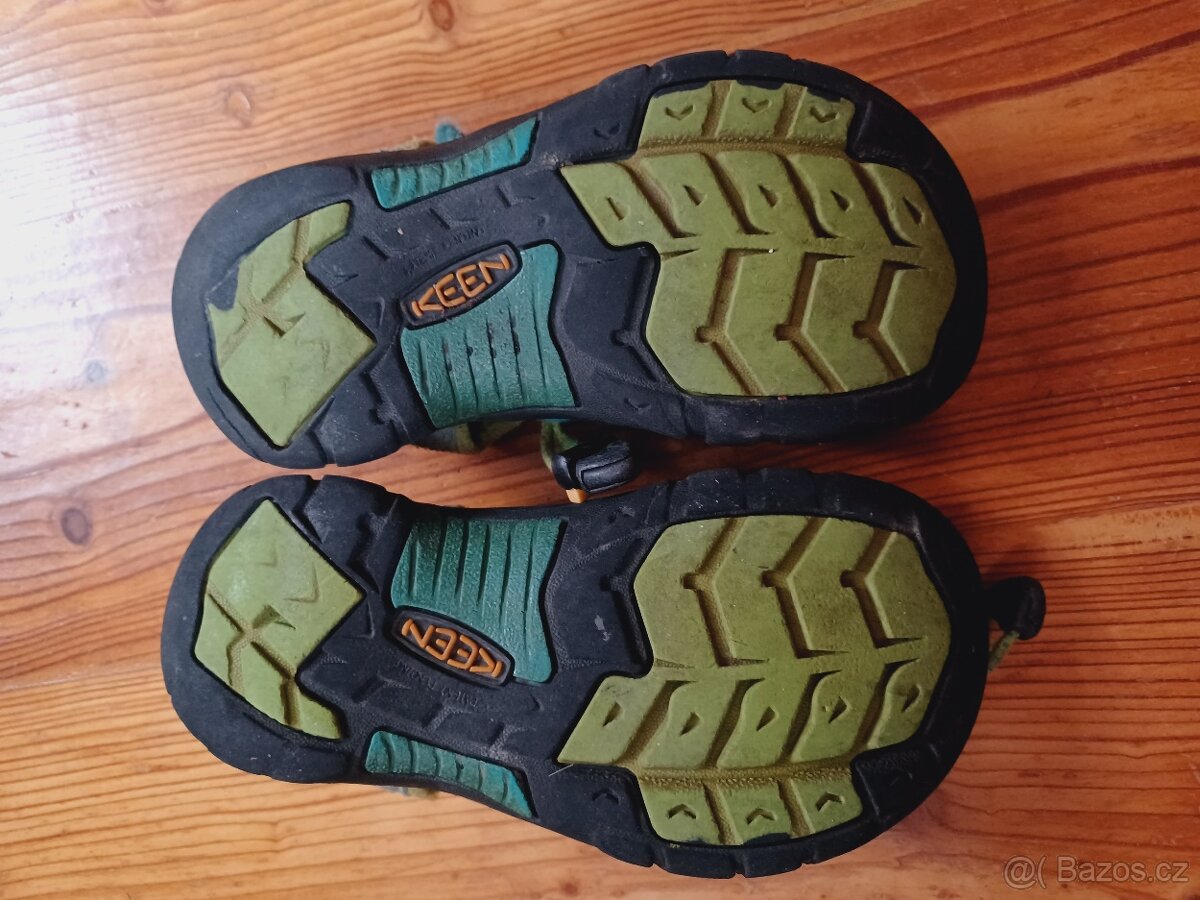 Sandály Keen. Veli 31 - 2