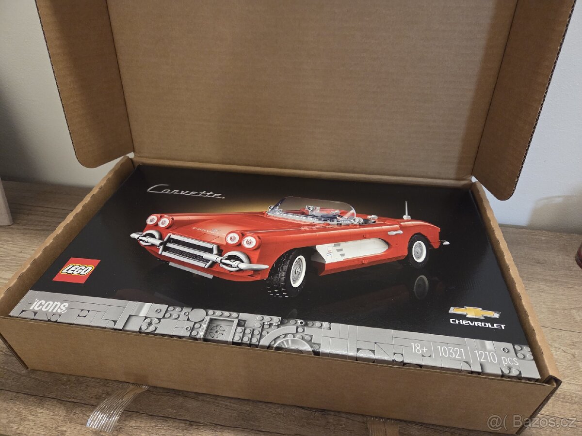 LEGO® Icons™ 10321 Corvette - 2
