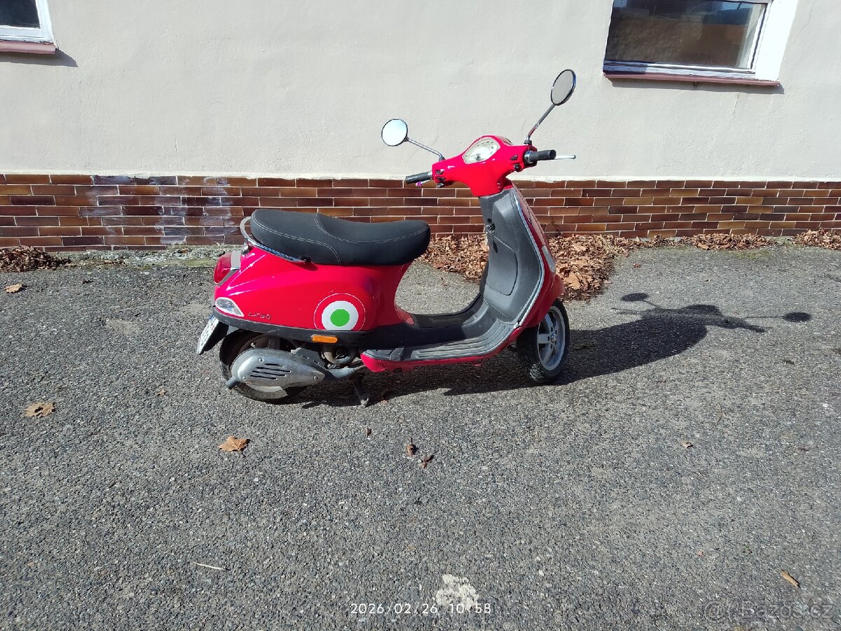 Vespa LX50 - 2