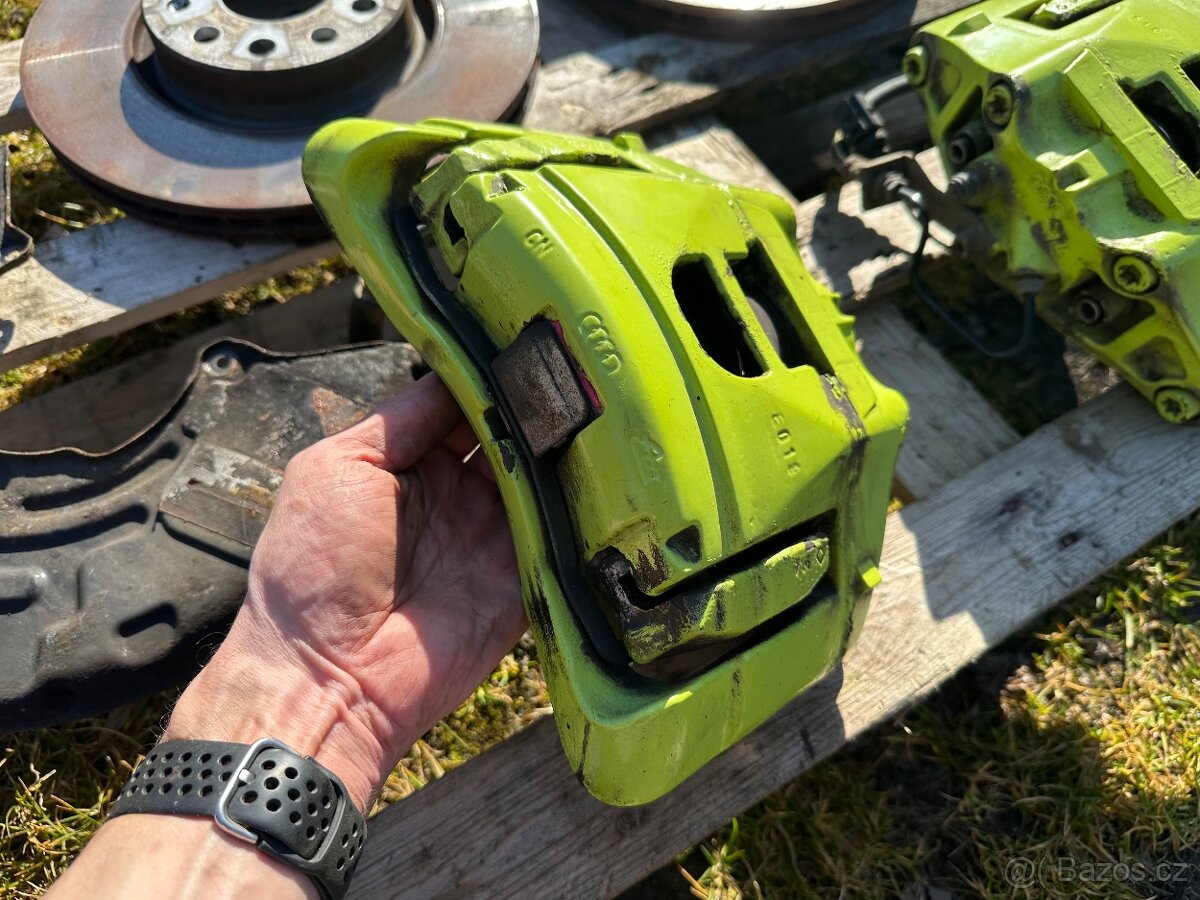 Prodám přední brzdy Audi S3 - 2