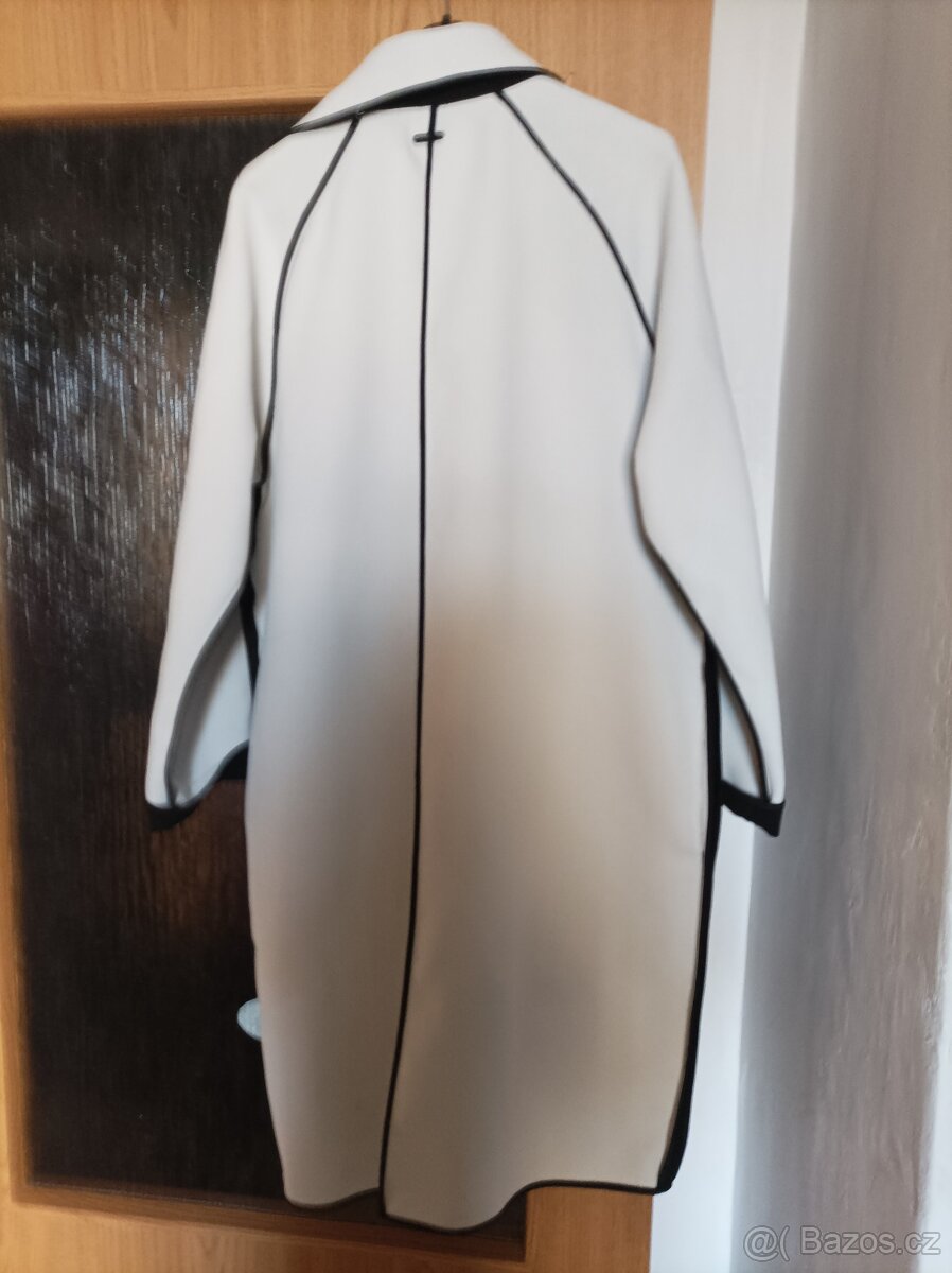 Kabat GUESS vel.M Nový - 2