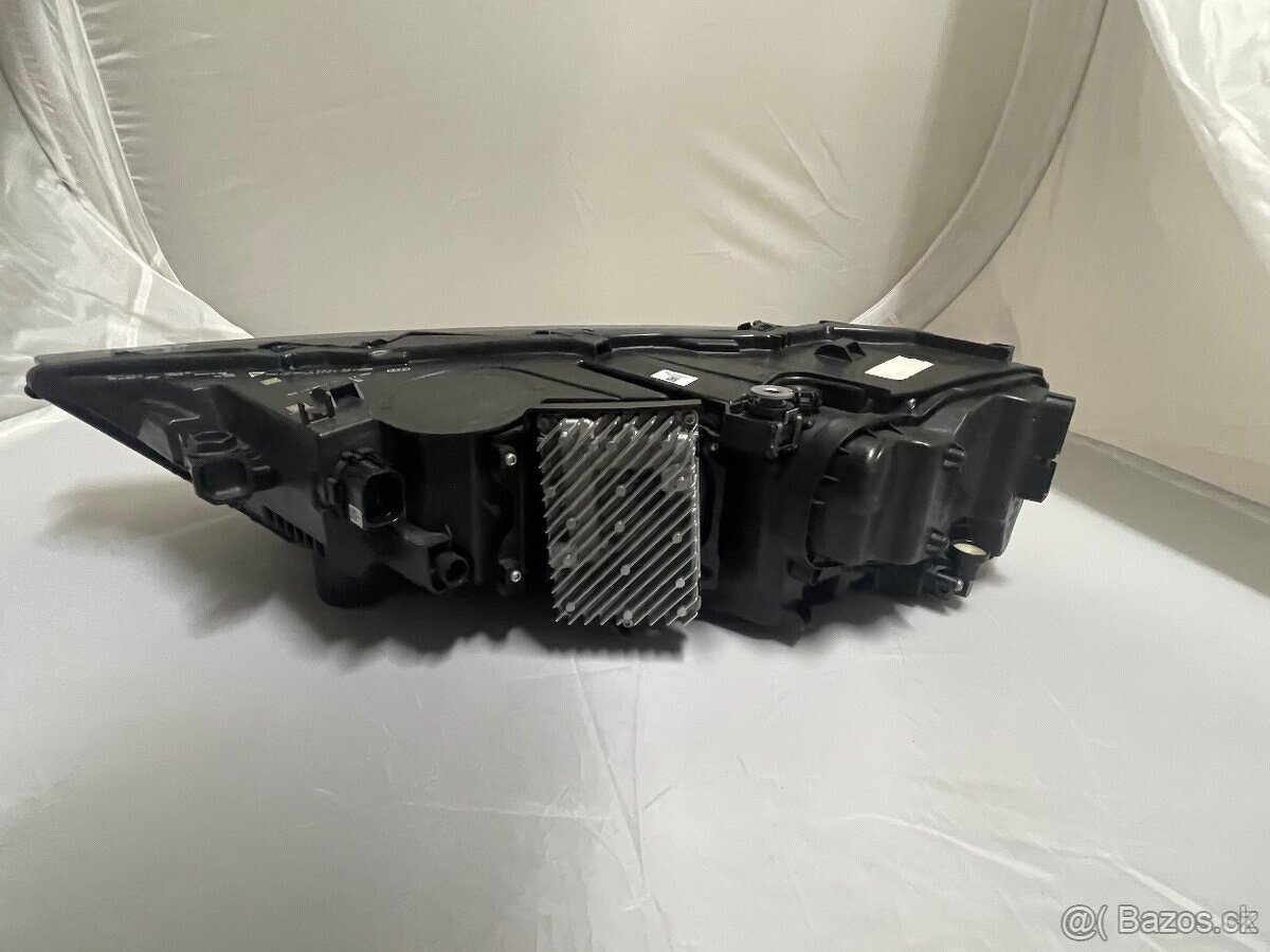 Audi Q7 4M0941040C FULL LED Svetlo - 2