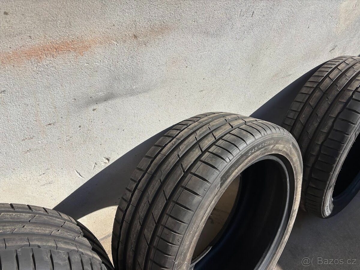 letní pneu Hankook 245-45-19 - 2