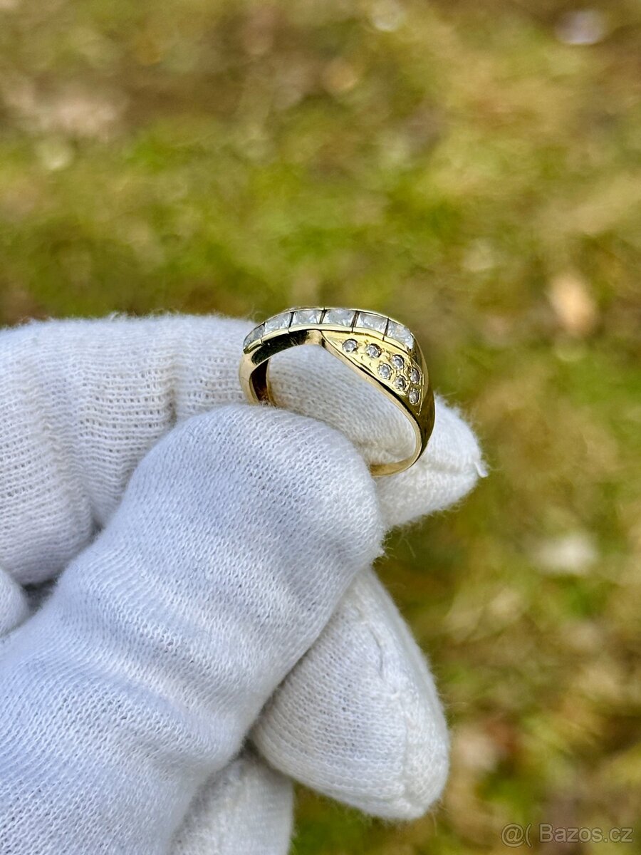 Zlatý prsten 3,69g - 2