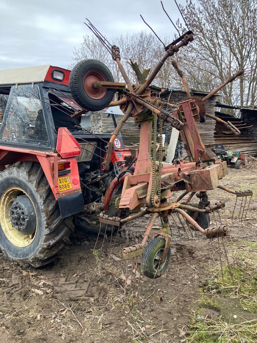 Prodám obraceč sena - 2