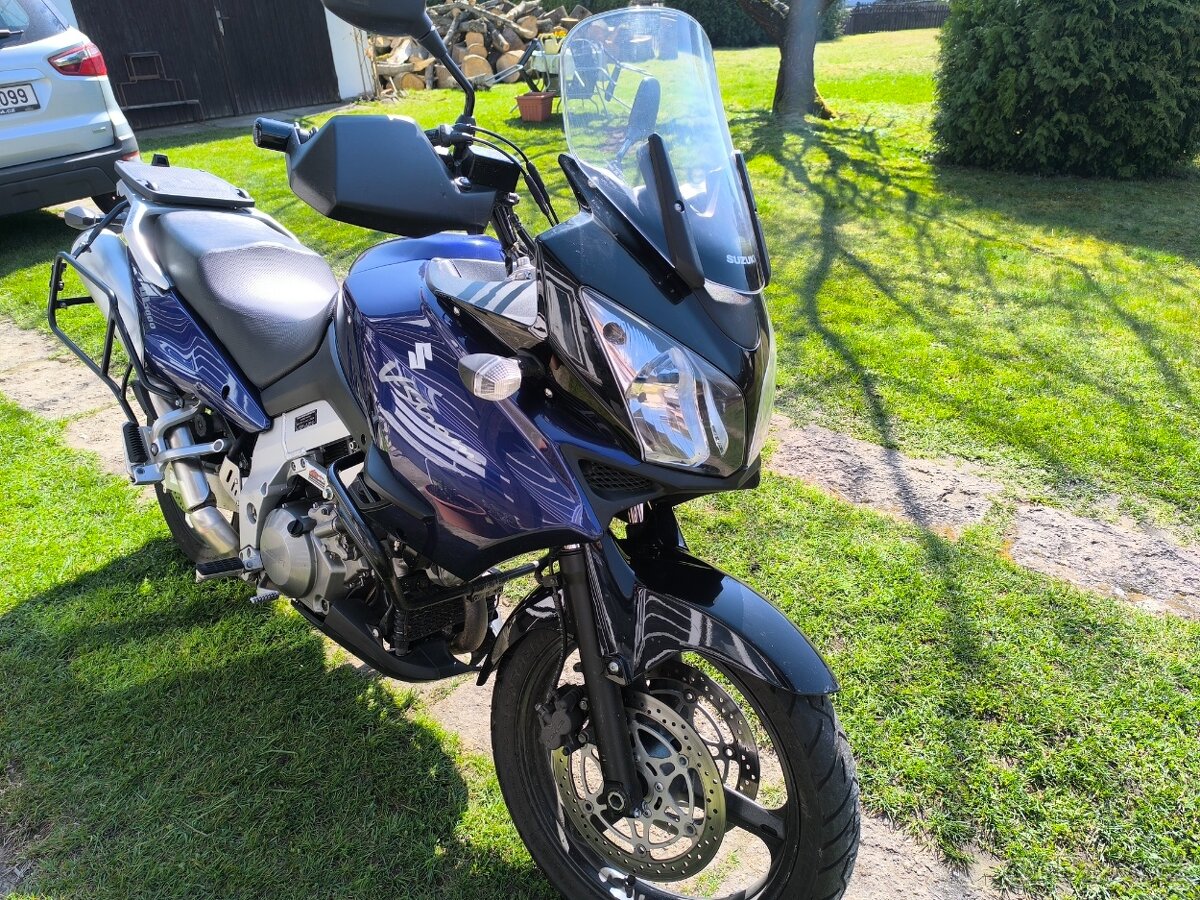 SUZUKI V-STROM 1000