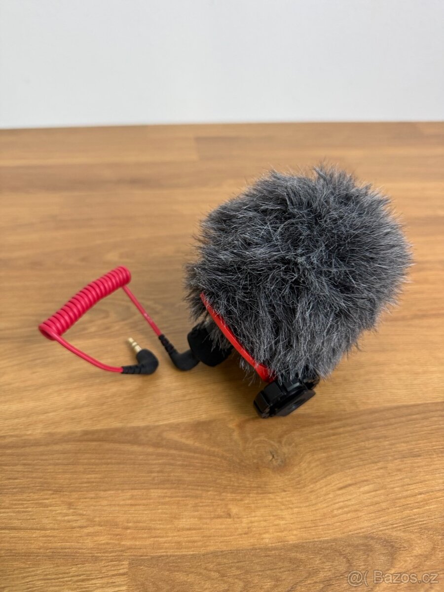Mikrofon na vlogování RODE Video Micro s deadcatem - 2