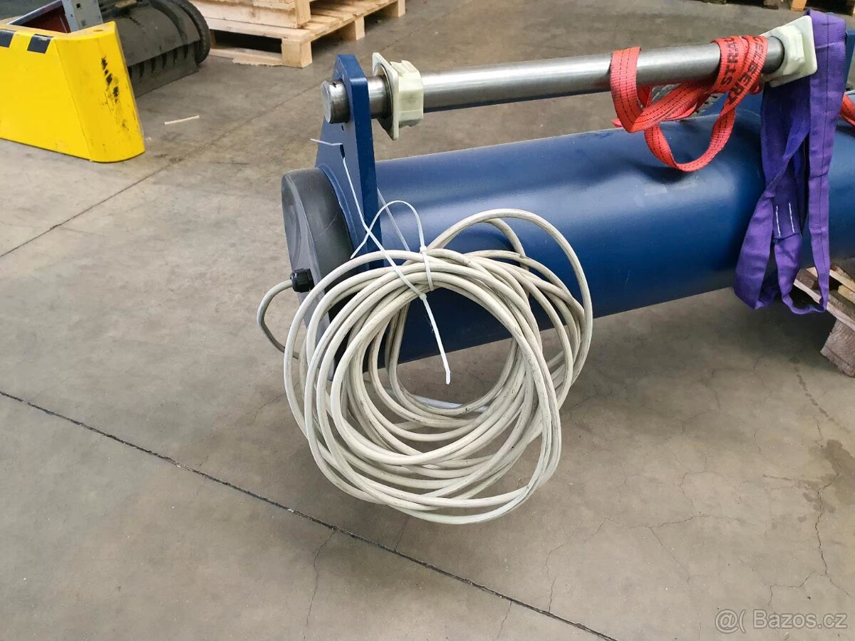 sloupový otočný jeŕáb Vetter 125 kg - 5,5 m r. 2019 - 2