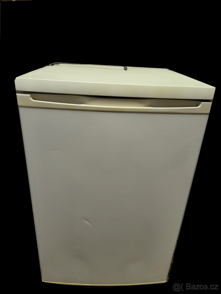 Mrazák 92L, malá spotřeba 0,48kWh/den - 2