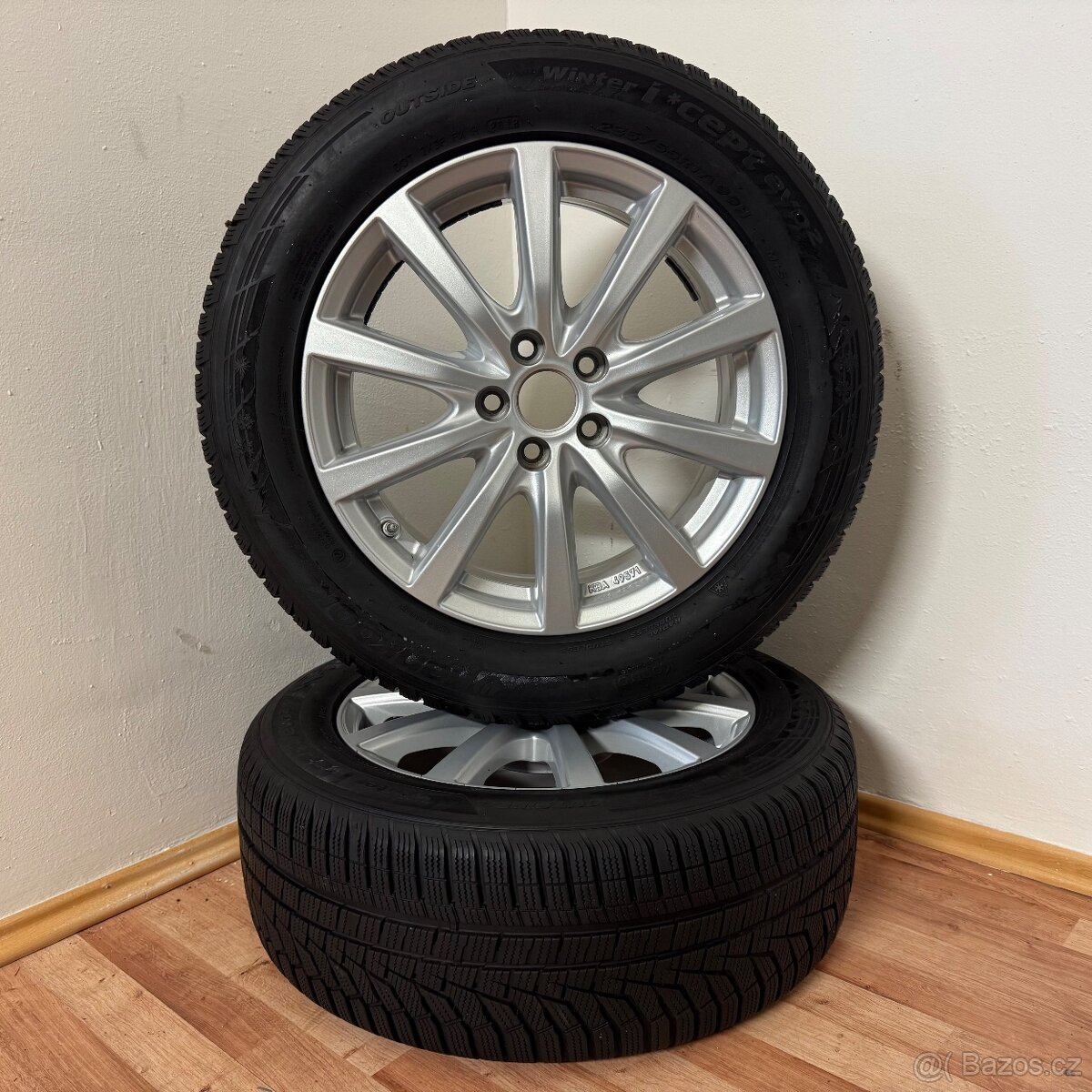 FORD KUGA 5x108 R17 ET52,5+ZIMNÍ 235/55R17 6/4,5mm - 2