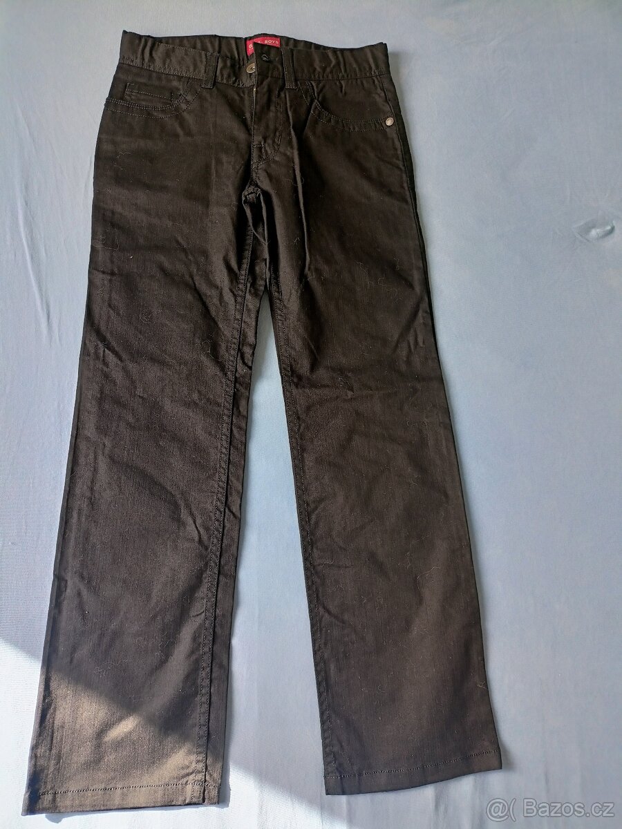 Dětské kalhoty/džíny vel. 140 NOVÉ - 2