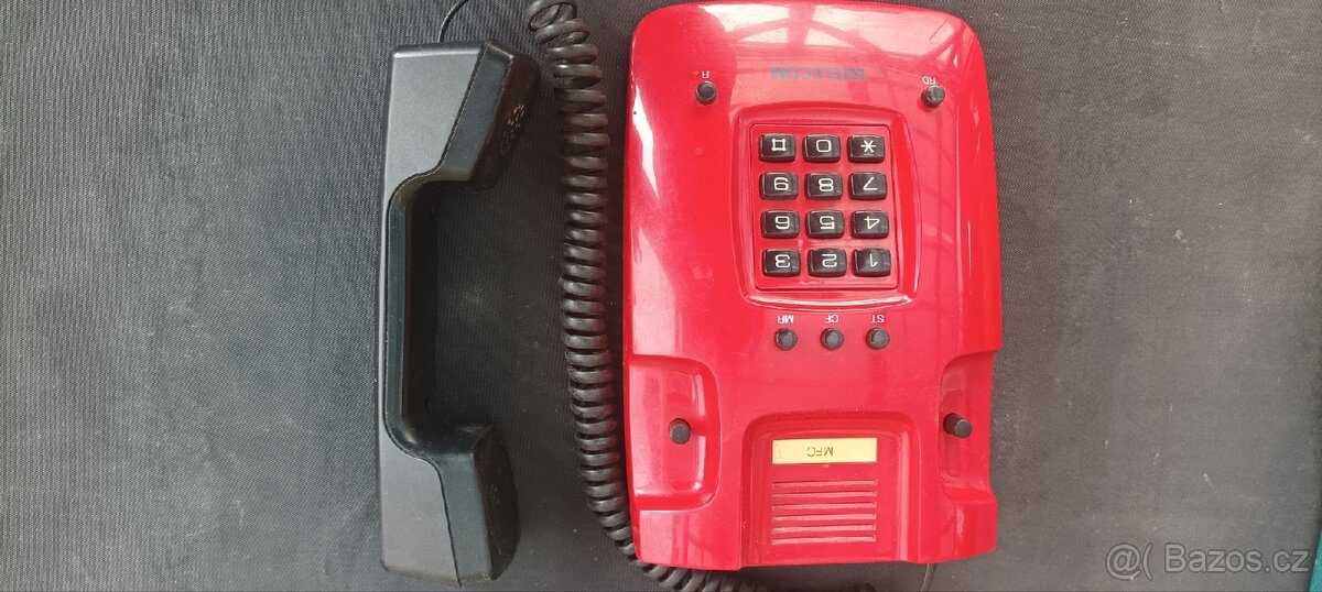 Tlačítkový telefon - 2