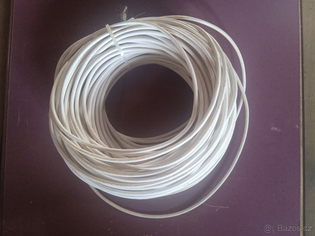 Prodám kabel sykfy 2x2x0,5 a 2ks sdělovacích kabelů - 2