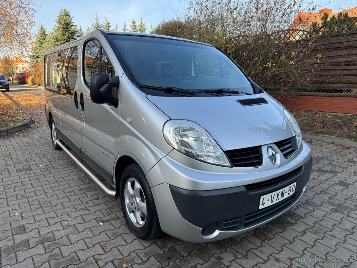 RENAULT TRAFIC 2.5DCI 107KW LONG 5 MÍST R.V.2010 - 2