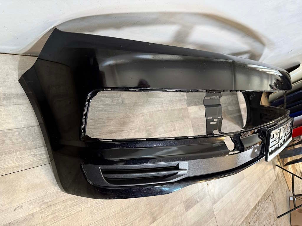 VW TRANSPORTER T6 15-19 nárazník LC9X 7E5807221D - 2