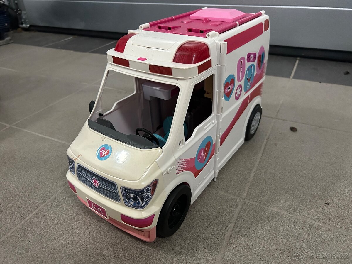 Barbie sanitka a klinika - 2