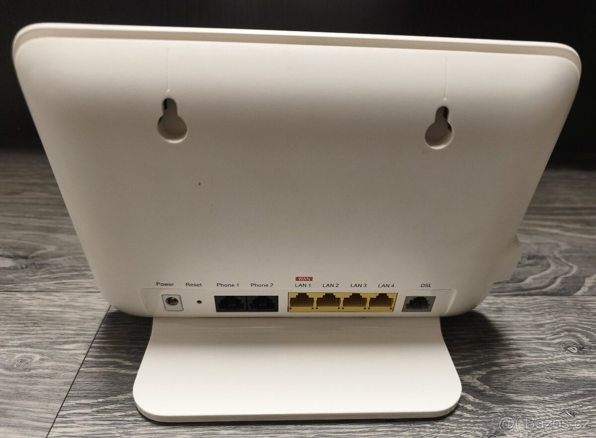 WiFi router SERCOMM - 2