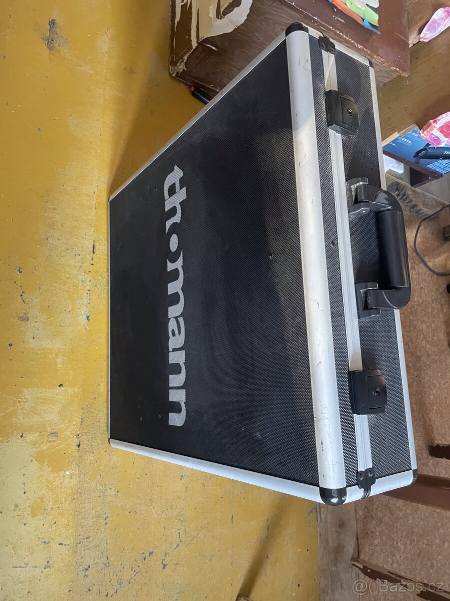 Mix Soundcraft EFX12 - 2