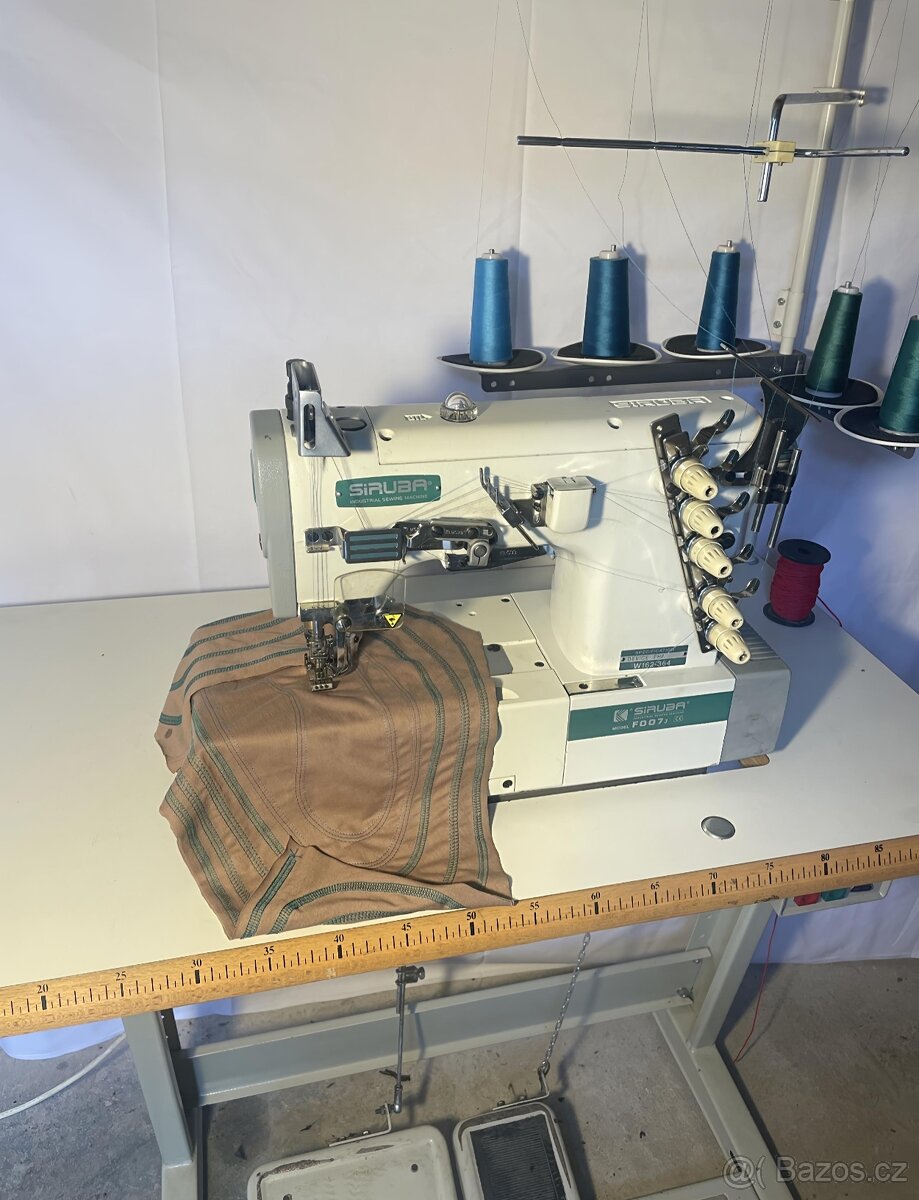 Průmyslový coverlock Siruba F007J - 2