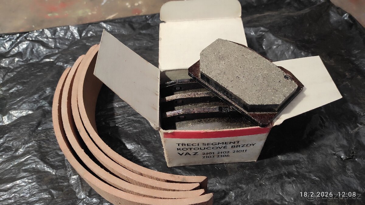 Prodám brzdové destičky a obložení Lada - 2