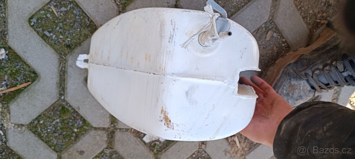 Nádrž Jawa 05,20,21 - 2