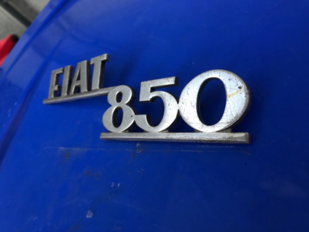 Fiat 850 znak - 2