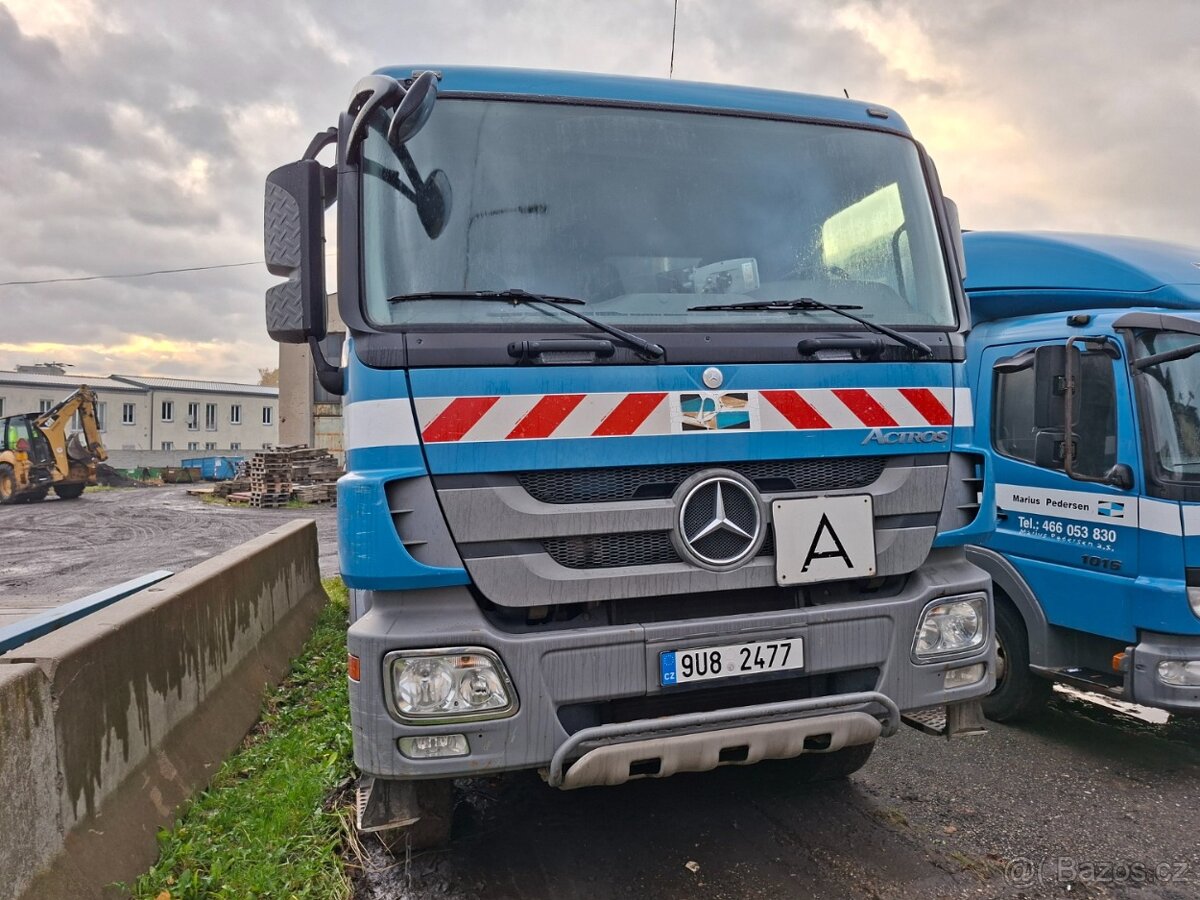 MB ACTROS 1832 6X4 - 2
