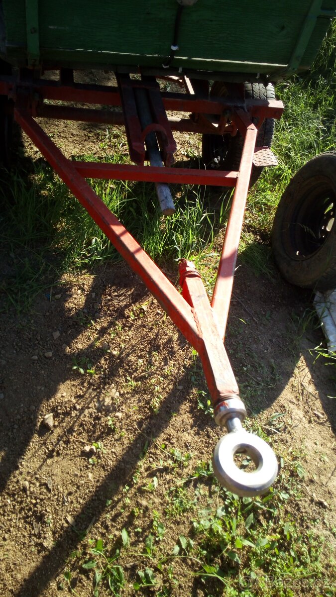 Vlečka za traktor - 2