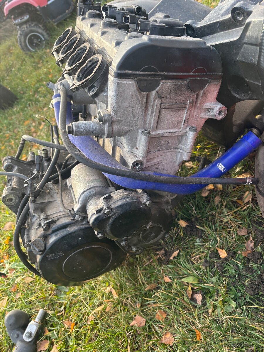 Motor na Suzuki Gsxr 1000 03-04 typ T711 - 2