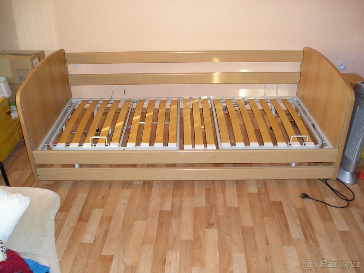 Mechanické polohovací lůžko - 2