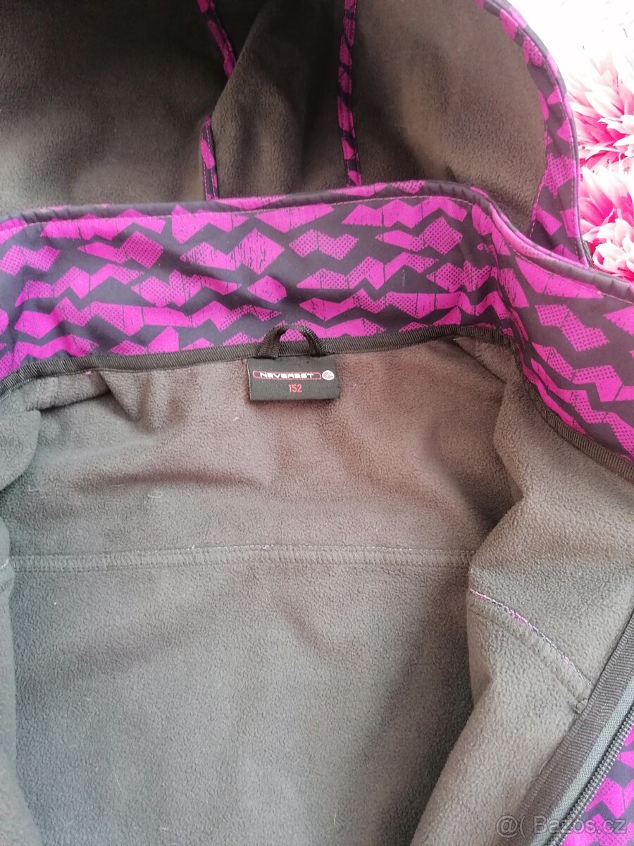 Krásná dívčí bunda - 2